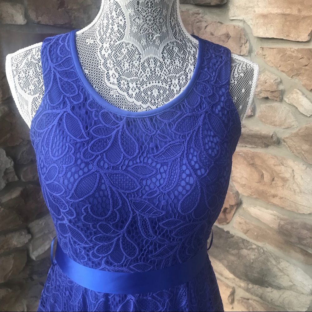FE Forever Lace Dress - Picture 2 of 8